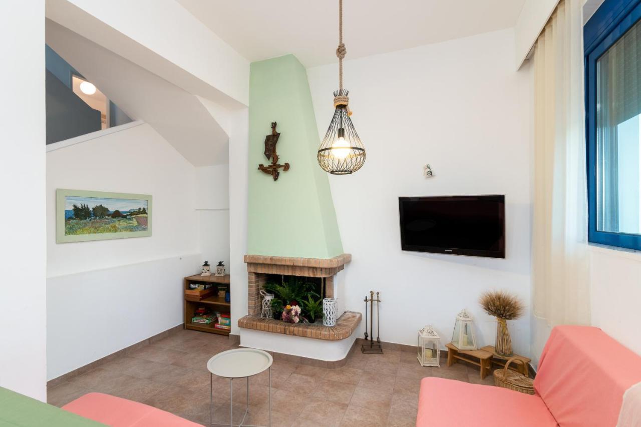 The "Perfect Beach House" Villa ラクハニア エクステリア 写真