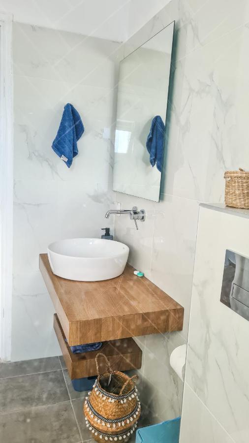 The "Perfect Beach House" Villa ラクハニア エクステリア 写真